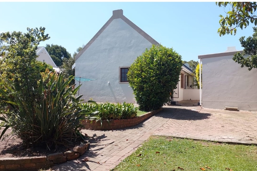 3 Bedroom Property for Sale in Denneoord Western Cape